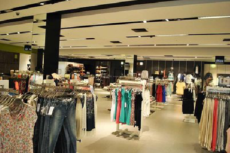 镇江商场里的店面怎么装修？